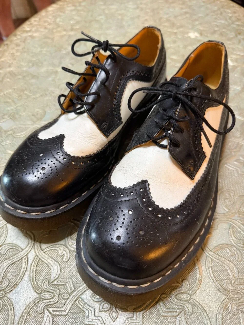 Dr. Martens 3989 Brogue Shoe
